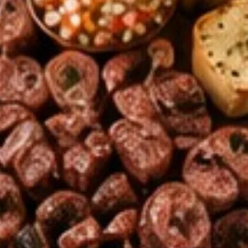 Linguiça Toscana c/ Pão de Alho (250g), servido no Ponto Certo